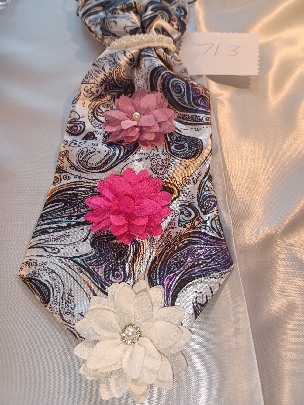 Floral Appliqué Paisley Silk Tie with Pink & White Flowers JunkTie Necklace